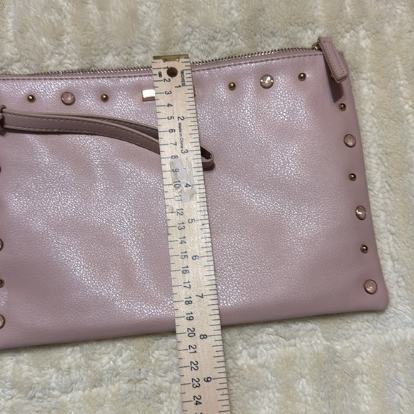 New York & Company wristlet - Picture 8 of 8